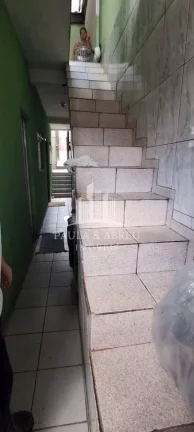 Imagem Sobrado 125m² ao Lado Colégio Barão de Mauá, 2 Dormitórios, 2 Banheiros, 4 Vagas, Churrasqueira no Vila Vitória, Mauá-SP