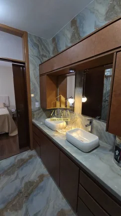 Imagem Casa Alto Padrão, 508M2, Piscina, Gourmet, Lareira, Excelente localização.
