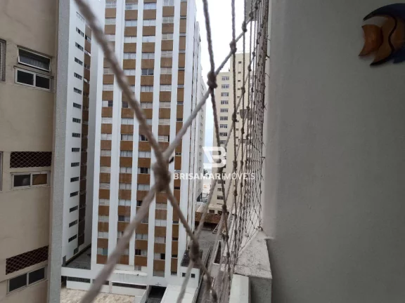 Imagem PITANGUEIRAS- CALÇADÃO COM VISTINHA MAR , GARAGEM NO PRÉDIO, CONDOMÍNIO BAIXO.
