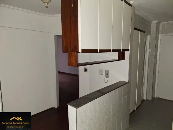 Imagem Apartamento com sacada em Pinheiros, 2 dormitórios ( 1 suíte) e 2 vagas,Edifício com Portaria 24 hs, Gerador e Lazer