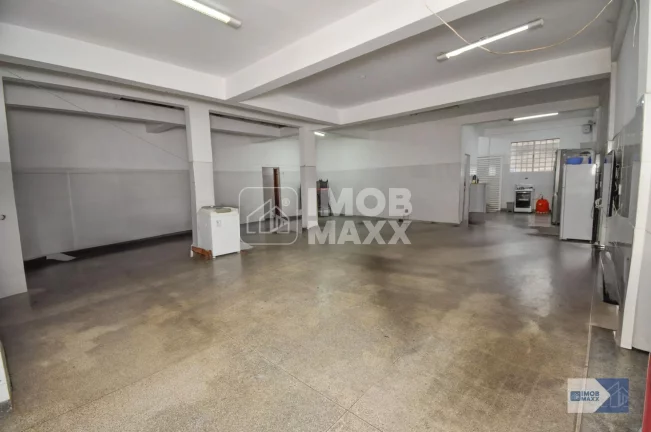 Imagem Prédio inteiro com 02 lojas em Samambaia Sul por R$ 850k