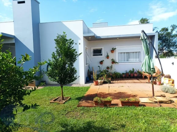Imagem Casa á venda com 2 dormitórios na Praia Bela Torres no Passo de Torres/RS