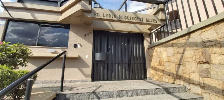 Imagem Ed. Lygia Guidotti Alves- Centro - Alto padrão, 1 por andar, 256 m² de área útil, com 4 dormitó...
