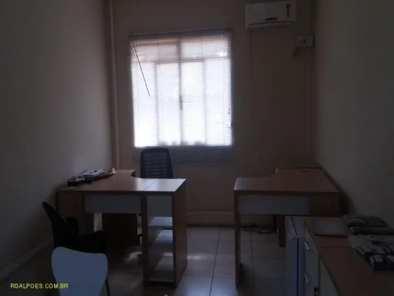 Imagem Galpão para Venda em QUEIMADOS, Distrito Industrial, 5 banheiros, 10 vagas
