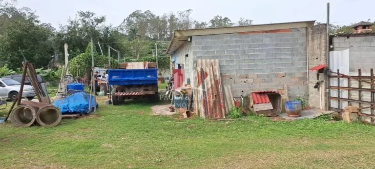 Imagem Terreno de 3.323m², Plano, Galpão pequeno, Saída para esgoto no Sampaio Vidal, Mauá-SP