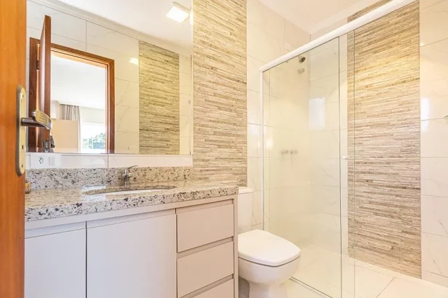 Imagem Sobrado com 3 suítes em condomínio no Santo Inacio