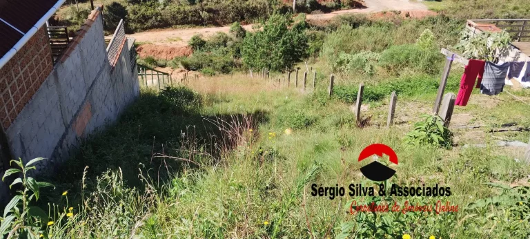 Imagem Terreno a Venda Localizado na Região da Vila Elizabeth em Campos do Jordão.