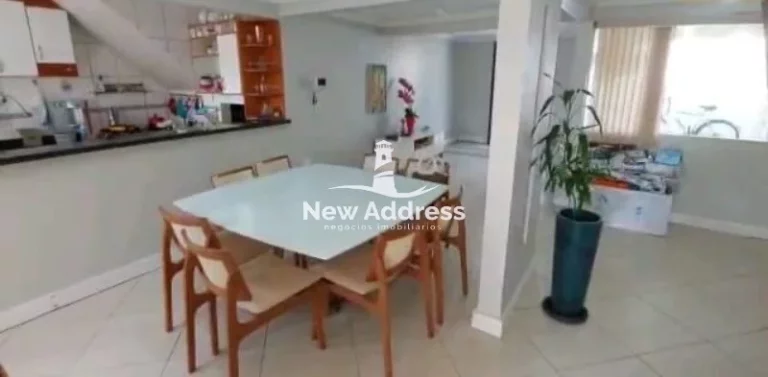 Imagem Triplex com Vista para o Mar e Cobertura em Interlagos - Vila Velha