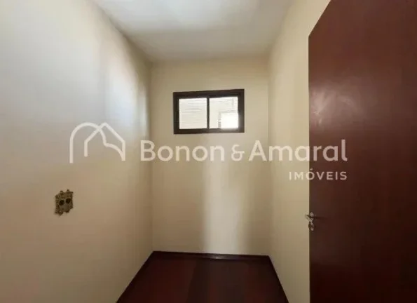 Imagem Este apartamento disponível para venda no Taquaral, em Campinas, oferece excelente orientação sol...