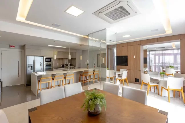 Imagem Apartamento com 3 suítes e 2 vagas de garagem no Centro em Balneário Camboriú