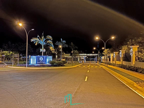 VENDE-SE EXCELENTE TERRENO PLANO NO CONDOMINIO SANTA GEORGINA