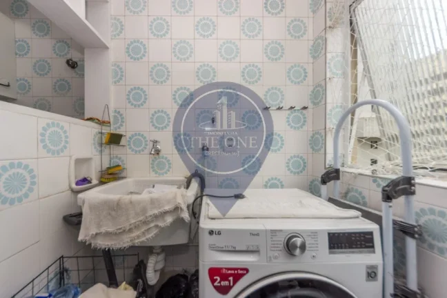 Imagem Apartamento à venda na Bela Vista, São Paulo-SP: 2 quartos, 2 salas, 1 banheiro, 1 vaga e 57,00 m² de área. Venha conferir!