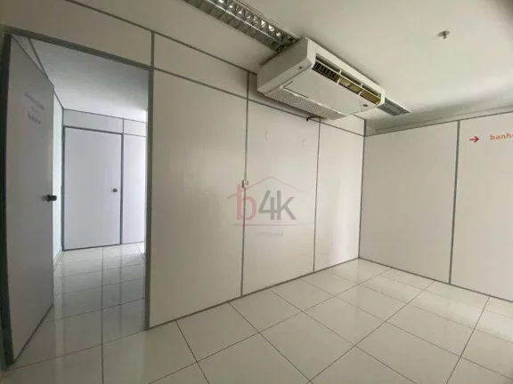 Imagem Salas comerciais unificadas com o total de 160m² para locação no Alto da Boa Vista/Santo Amaro.