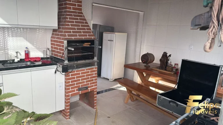 Imagem CASA TRIPLEX DE FRENTE PARA MAR EM INTERLAGOS / VILA VELHA - ES