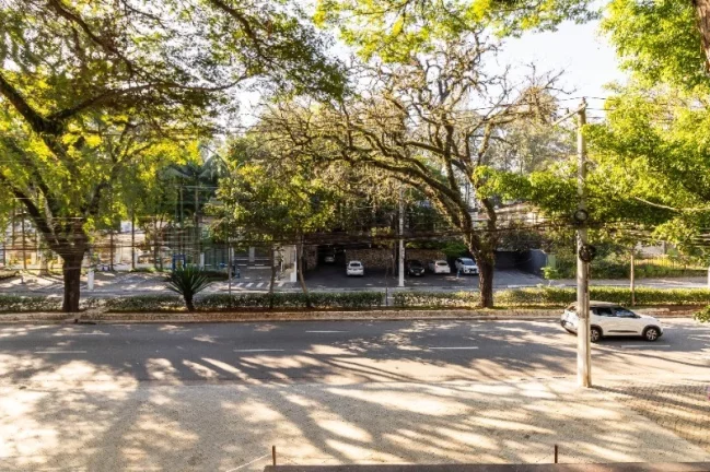 Imagem Imóvel comercial de prestígio no coração do Jardim Paulista: 10 salas, 10 banheiros, 700m² em São Paulo-SP!