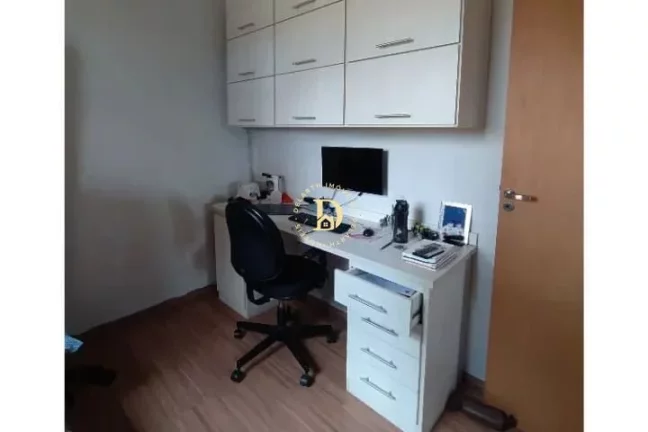 Imagem CHÁCARA - 2500 M² - BAIRRO SÃO JOÃO - SJCAMPOS - 4 DORMITÓRIOS (1 SUÍTE)