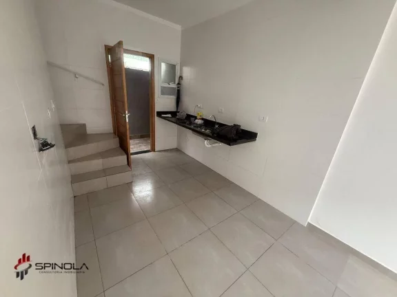 Imagem Sobrado com 2 dormitórios à venda, 51 m² por R$ 300.000,00 - Maracanã - Praia Grande/SP