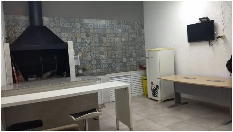 Imagem Salas comerciais para Venda
Vila Romana, São Paulo
Lindo Sobrado contendo 10 salas, 5 banheiros, 6 ...