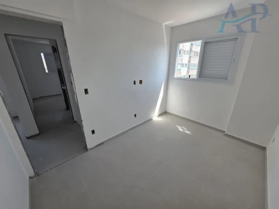 Imagem Apartamento com 2 Dormitórios em Praia Grande