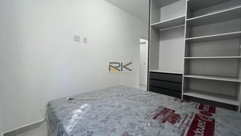 Imagem APARTAMENTO PRAIA GRANDE com 2 dormitórios sendo 1 suíte,1 vaga de garagem,sala 2 ambientes