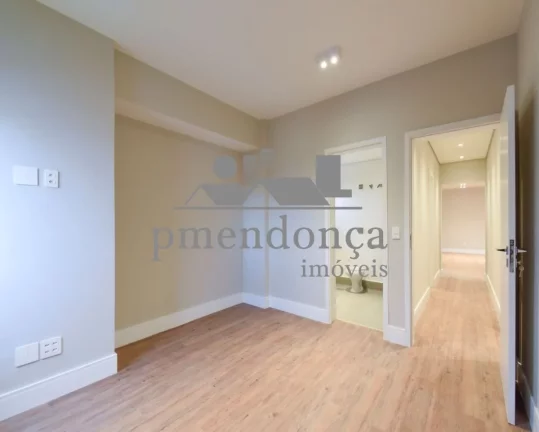 Imagem Apartamento com 3 quartos,1 suite, 2 vagas, 140 m²