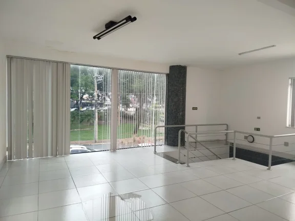 Imagem Salão Comercial 123m² na Avenida Barão de Tatui- Sorocaba/SP