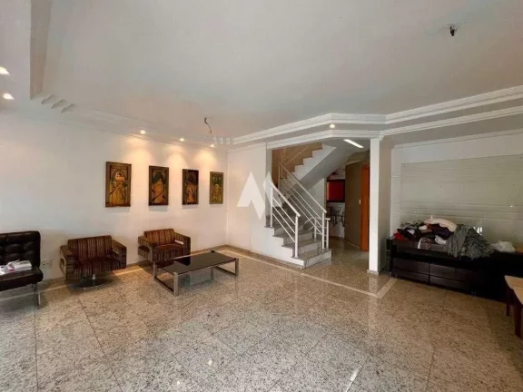 Imagem Casa Geminada Triplex à venda com 4 dormitórios e lazer privativo no Embaré de Santos/SP