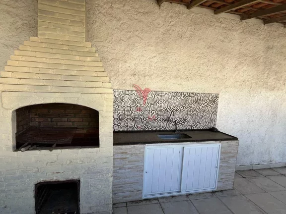 Imagem Casa em Iguaba Grande com 3 Quartos com Piscina por apenas R$ 380.000