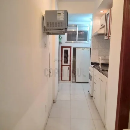 Imagem Copacabana - Residencial › Kitnet com 1 quarto(s) a Venda