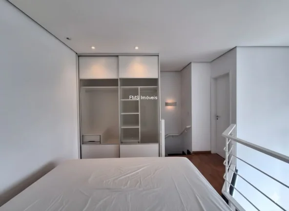Imagem Apartamento Duplex com 1 dormitório no Campo Belo