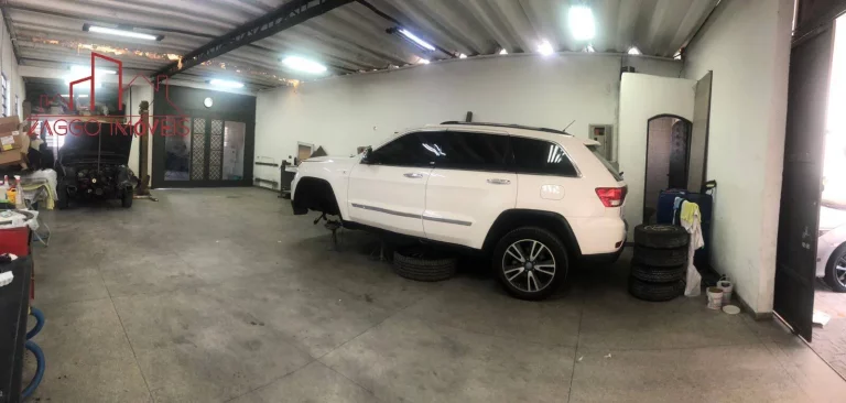 Imagem Oportunidade! Casa com ponto comercial.