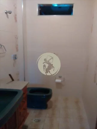 Imagem APARTAMENTO A VENDA EM SANTOS NO BAIRRO DO GONZAGA C/ GARAGEM FECHADA E ELEVADOR PRÉDIO DE ESQUINA,...