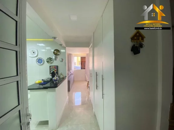 Imagem Casa a venda no condomínio Porto Seguro na Granja Viana - Batelli Imóveis