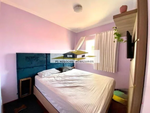 Imagem Sobrado Triplex em Condomínio com 153m2 para venda