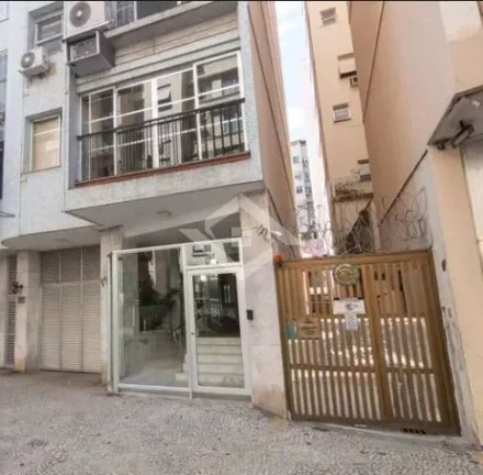 Imagem Apartamento de 3 Quartos para Venda em Copacabana com 114 m²