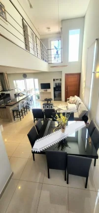 Imagem Linda Casa de Esquina, Toda Mobiliada - Oportunidade Imperdível!