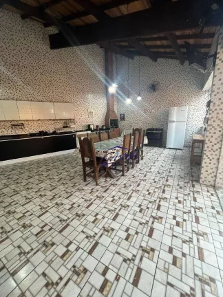 Imagem Casa com 4 quartos à venda, 150 m² - Campos Elíseos - Itanhaém/SP