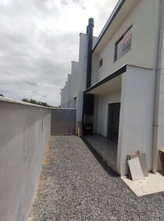Imagem Sobrado Geminado à venda em Ubatuba