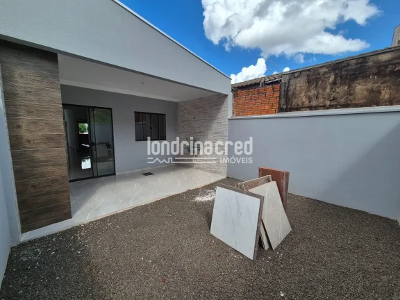 Imagem Casa na Zona Norte com 2 Dormitórios, 80m² de Área Útil, Terreno de 125m² e Churrasqueira