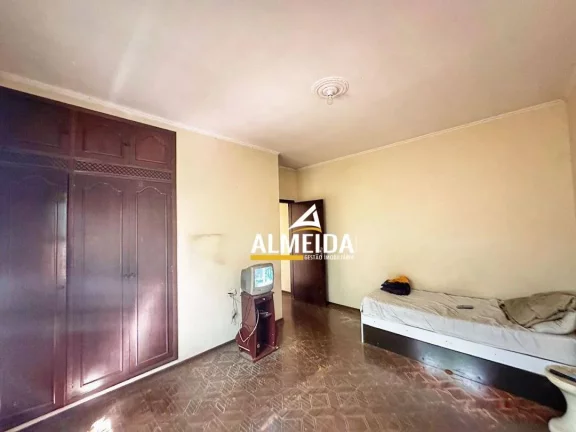 Imagem Casa com 3 dormitórios à venda, 200 m² por R$ 500.000,00 - Centro - Santa Gertrudes/SP