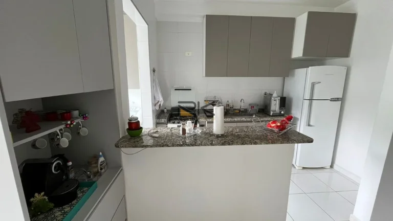 Imagem APARTAMENTO NO PARQUE VIVAMAR COM 2 DORMITÓRIOS SENDO 1 SUÍTE,SALA 2 AMBIENTES,COZINHA,2 VAGAS DE GARAGEM