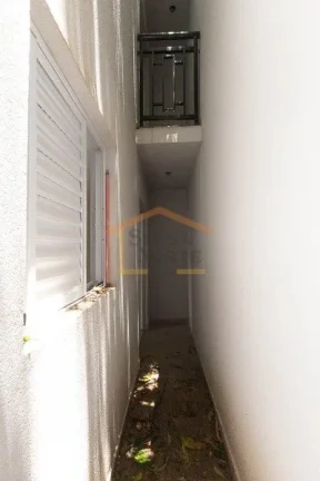 Imagem Apartamento amplo, 2 dormitórios, 1 banheiro, sala dois ambientes, cozinha com gabinete embutido e ...