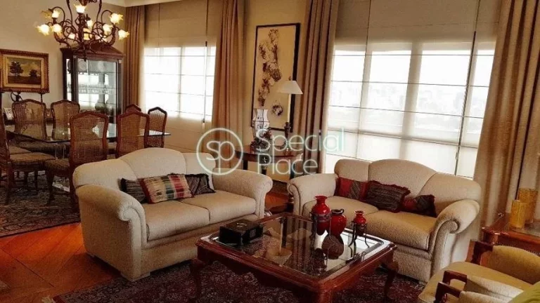 Imagem Cobertura com vista definitiva para a Z1 zona residencial de Moema. No piso superior, possui lazer c...