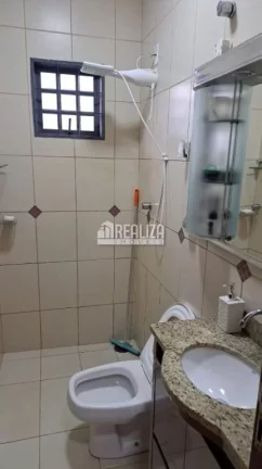 Imagem Casa à venda com 3 dormitórios no Conjunto Manoel Mendes em Uberaba