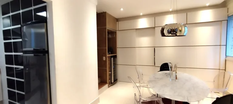 Imagem Duplex 170 M², 3Q, 3 Suítes, Sala espaçosa, 4 Banheiros, 4 vagas, Piscina Aquecida, Academia, Sauna, Próximo ao metrô.