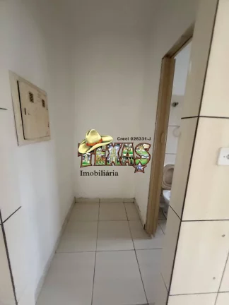 Imagem CASA ALUGANDO PROXIMO METRO ITAQUERA