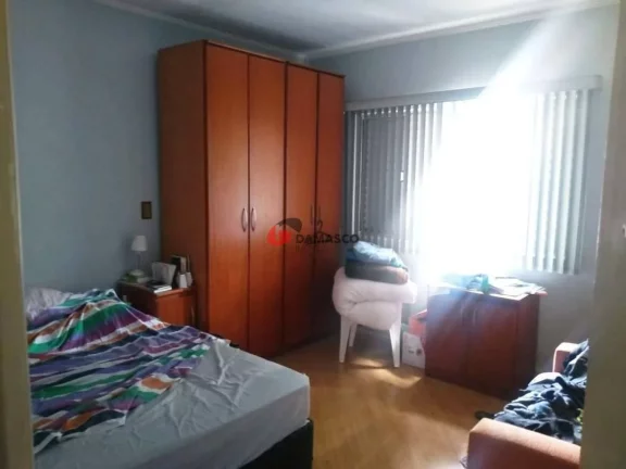 Imagem Sobrado à venda 3 Quartos, 1 Suite, 2 Vagas, 238M², Centro, Santo André - SP