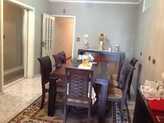 Imagem Casa assobradada à venda p/fins residenciais ou comerciais, recentemente reformada externamente, localizada no bairro Assunção com 4 dormitórios, sendo 3 suítes, 4 vagas, 400m².
