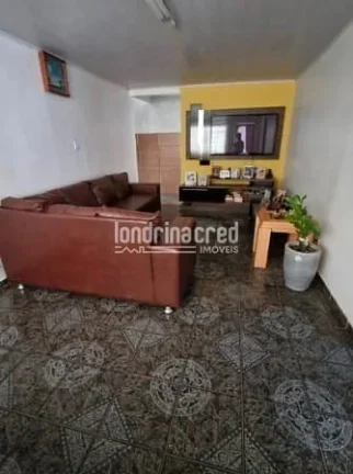 Imagem Casa à Venda em Ibiporã com 3 Quartos, 2 Banheiros, 4 Vagas de Garagem e 186 m² de Área Útil