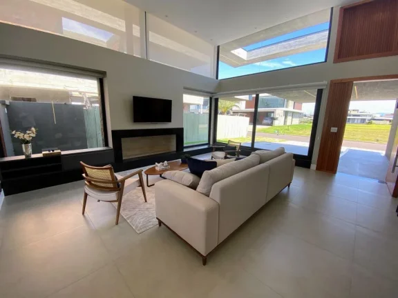 Imagem Casa em Condominio 4 Dormitórios - Bairro Nova Xangri-Lá
